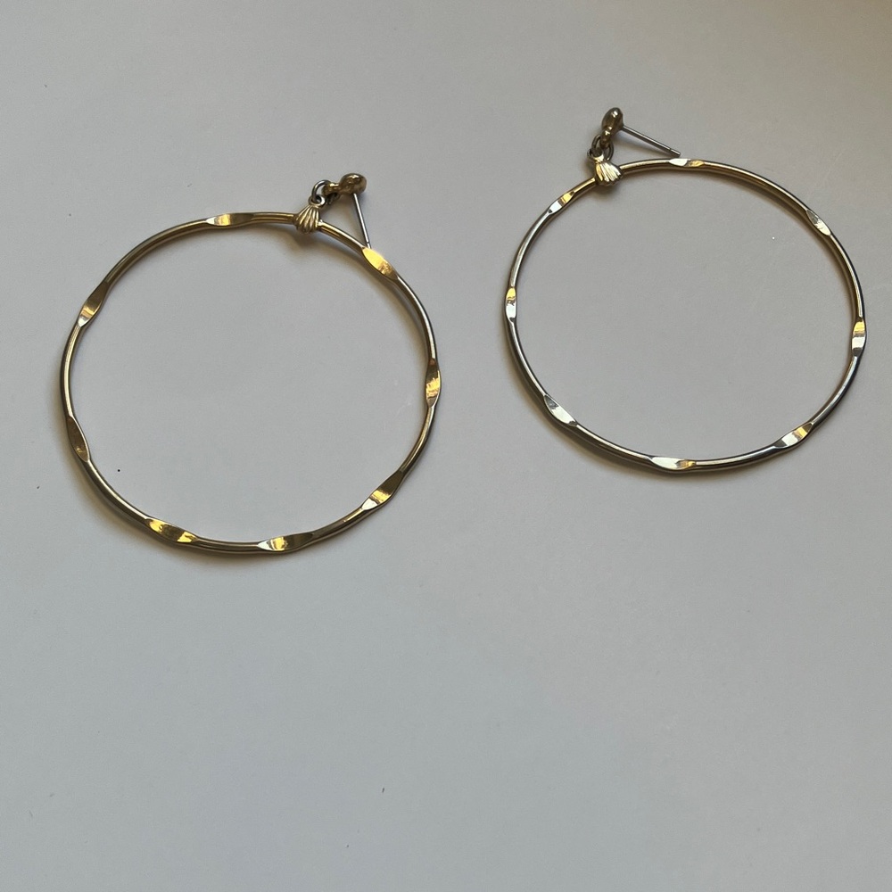 Chic Twisted Gold Hoop Earrings